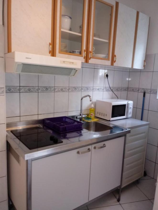 Nemira Beach Apartments โอมิช ภายนอก รูปภาพ