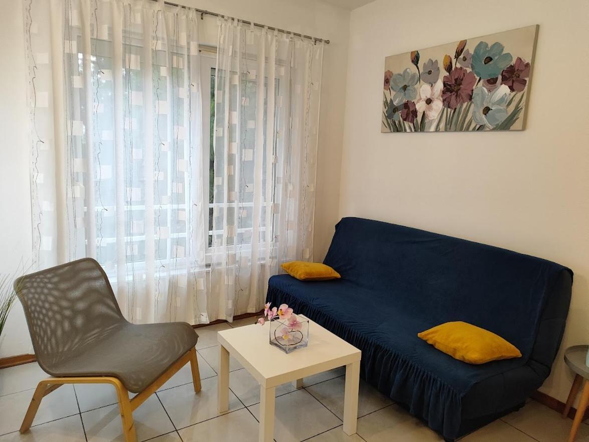 Nemira Beach Apartments โอมิช ภายนอก รูปภาพ